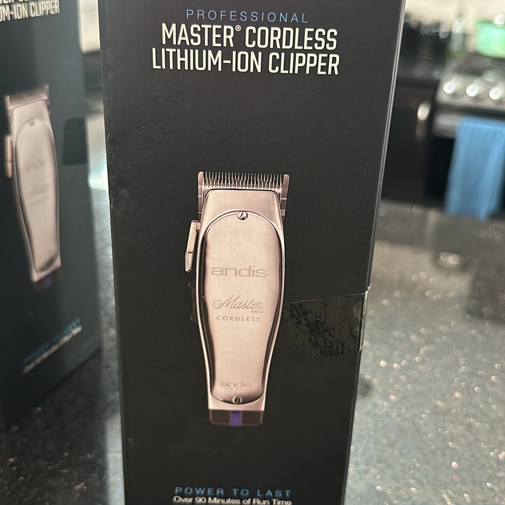 Andis #12470 Master Cordless Lithium-Ion Battery Clipper New Edition #12660